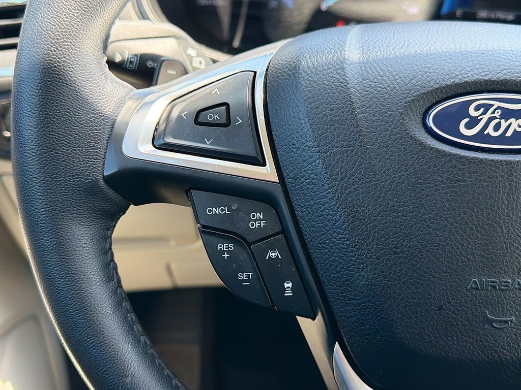Used 2023 Ford Edge Titanium w/ Equipment Group 301A AWD/4WD image 12