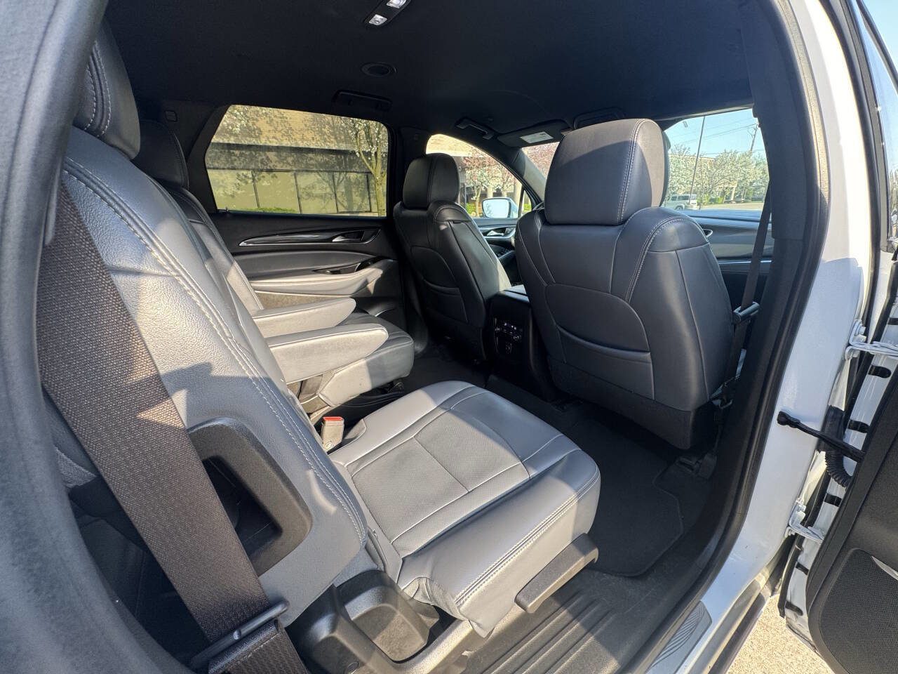 Used 2023 Buick Enclave Essence FWD image 24