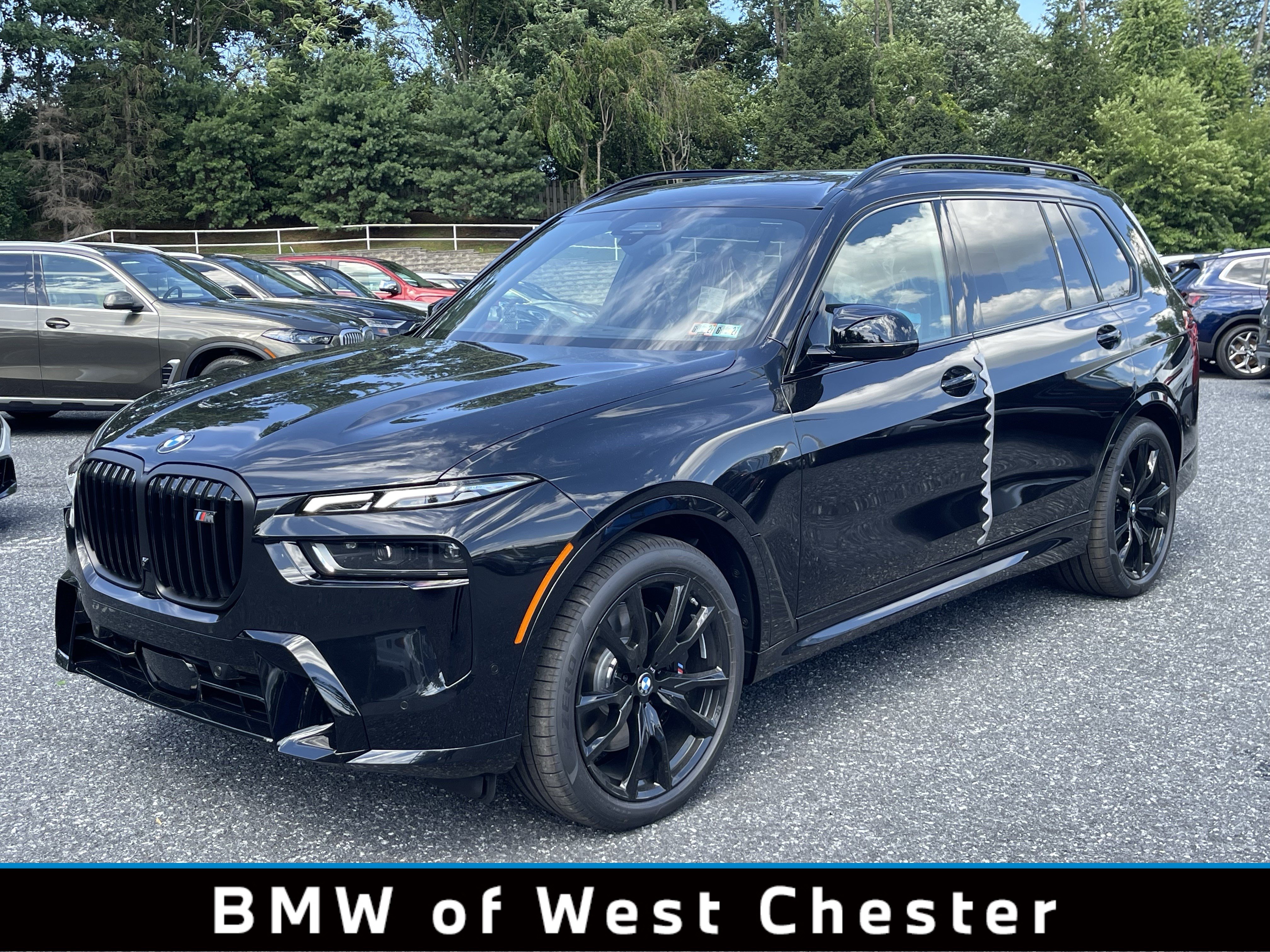New 2027 BMW X7 M60i AWD/4WD image 1