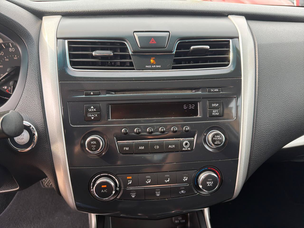 Used 2015 Nissan Altima 2.5 S w/ Power Driver Seat Package FWD image 15