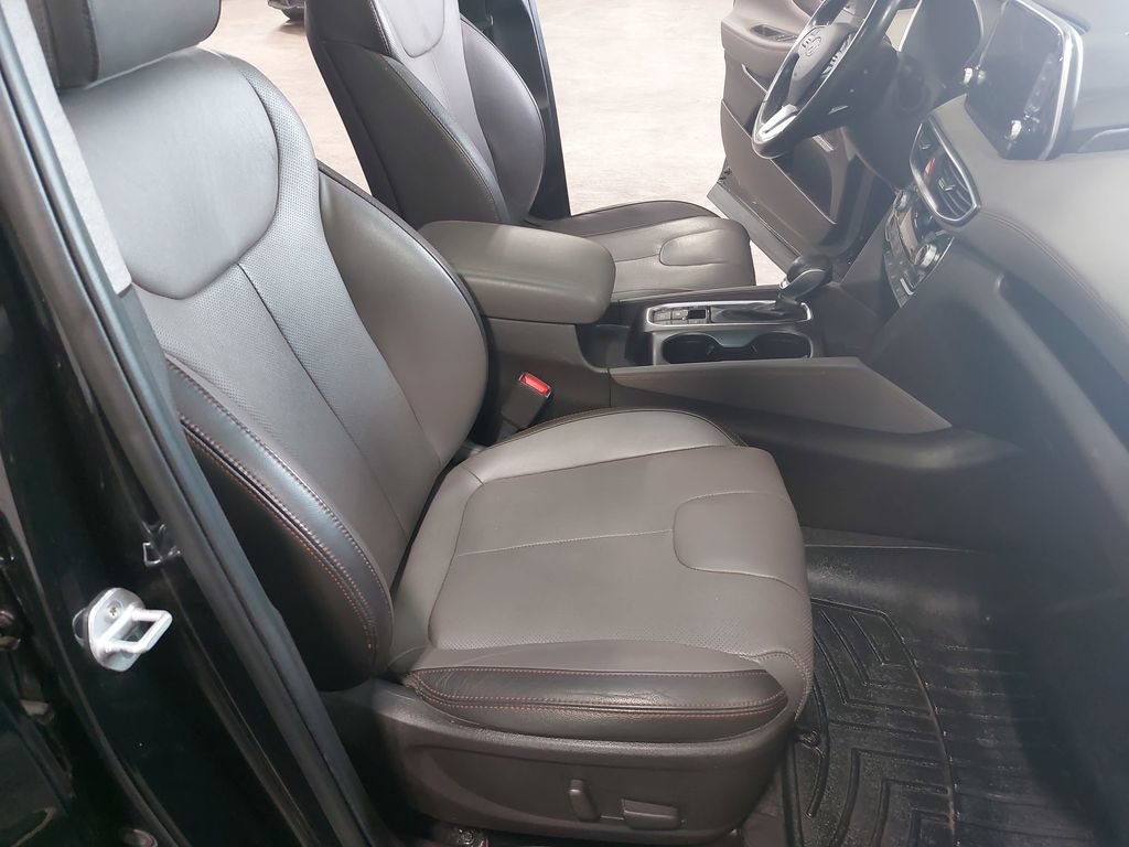 Used 2019 Hyundai Santa Fe AWD image 10