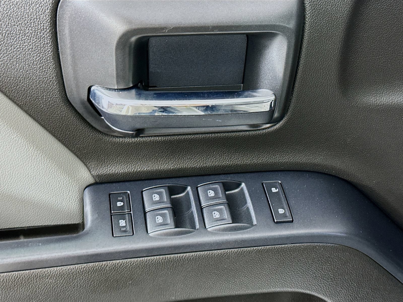 Used 2018 Chevrolet Silverado 3500 W/T RWD image 18