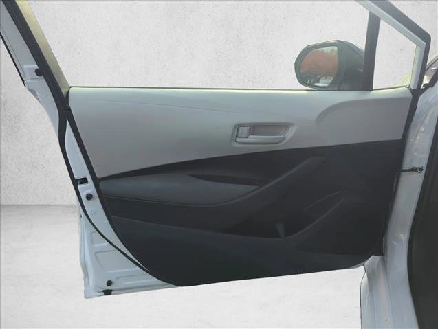 Used 2023 Toyota Corolla LE image 18