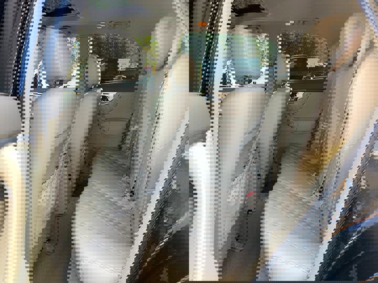 Used 2013 INFINITI FX37 AWD w/ Premium Pkg image 29