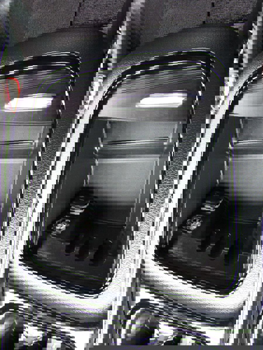 Used 2025 Chrysler Pacifica Limited image 23