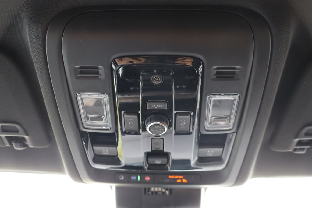 New 2026 Chevrolet Tahoe High Country AWD/4WD image 20