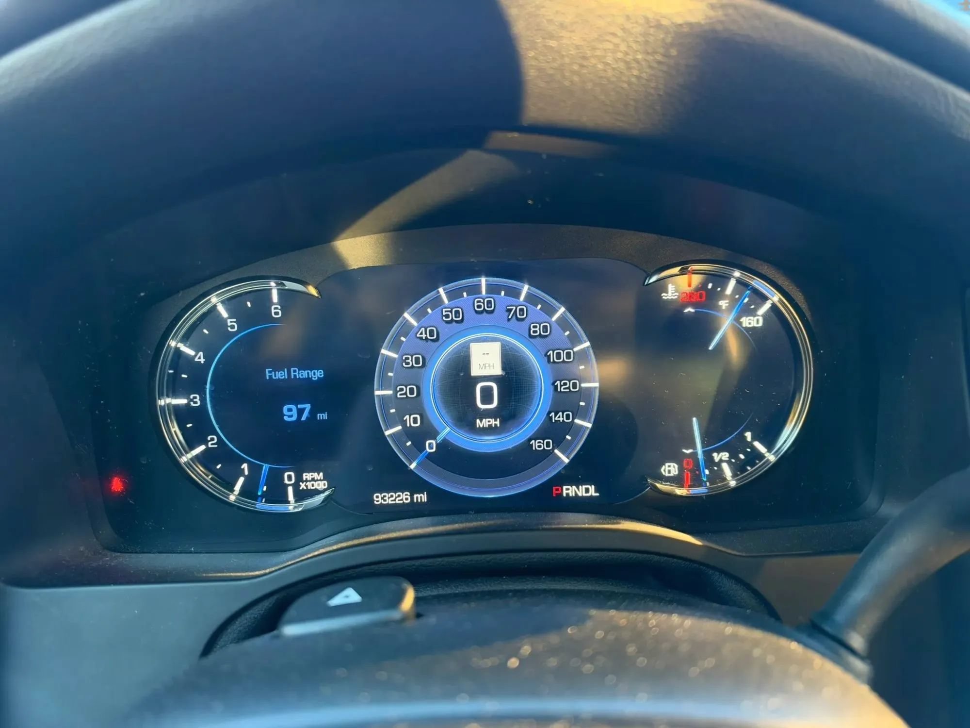 Used 2019 Cadillac Escalade Luxury w/ Escalade Sport Edition AWD/4WD image 9