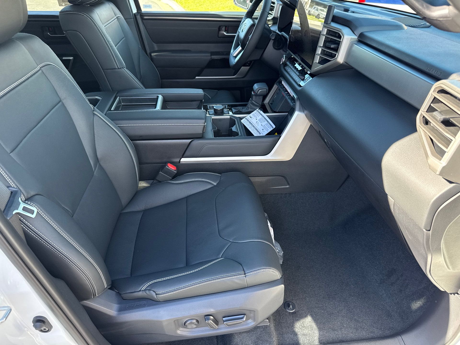 New 2026 Toyota Tundra Limited w/ TRD Off-Road Package image 18