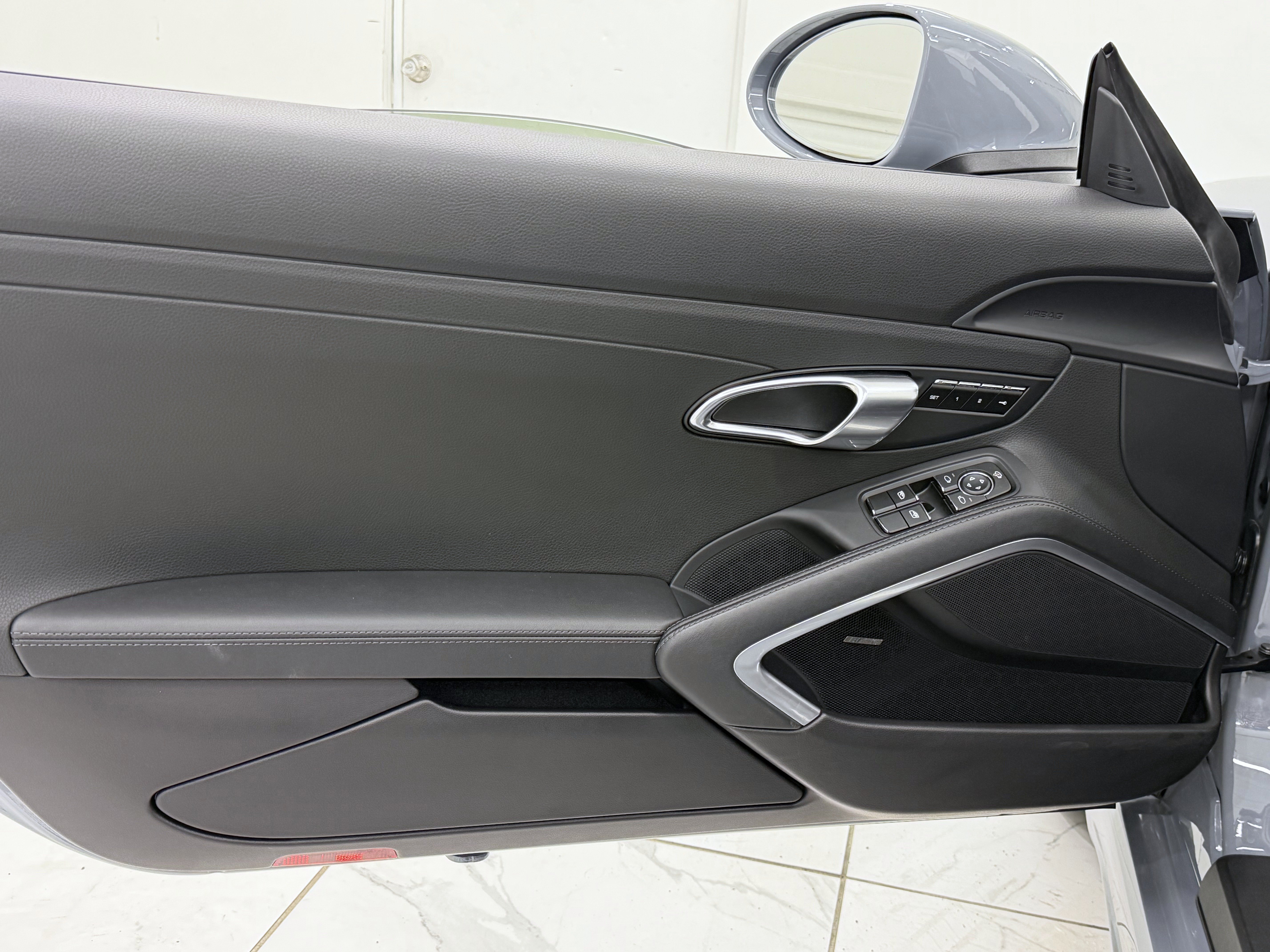 Used 2024 Porsche 718 Boxster GTS RWD image 28