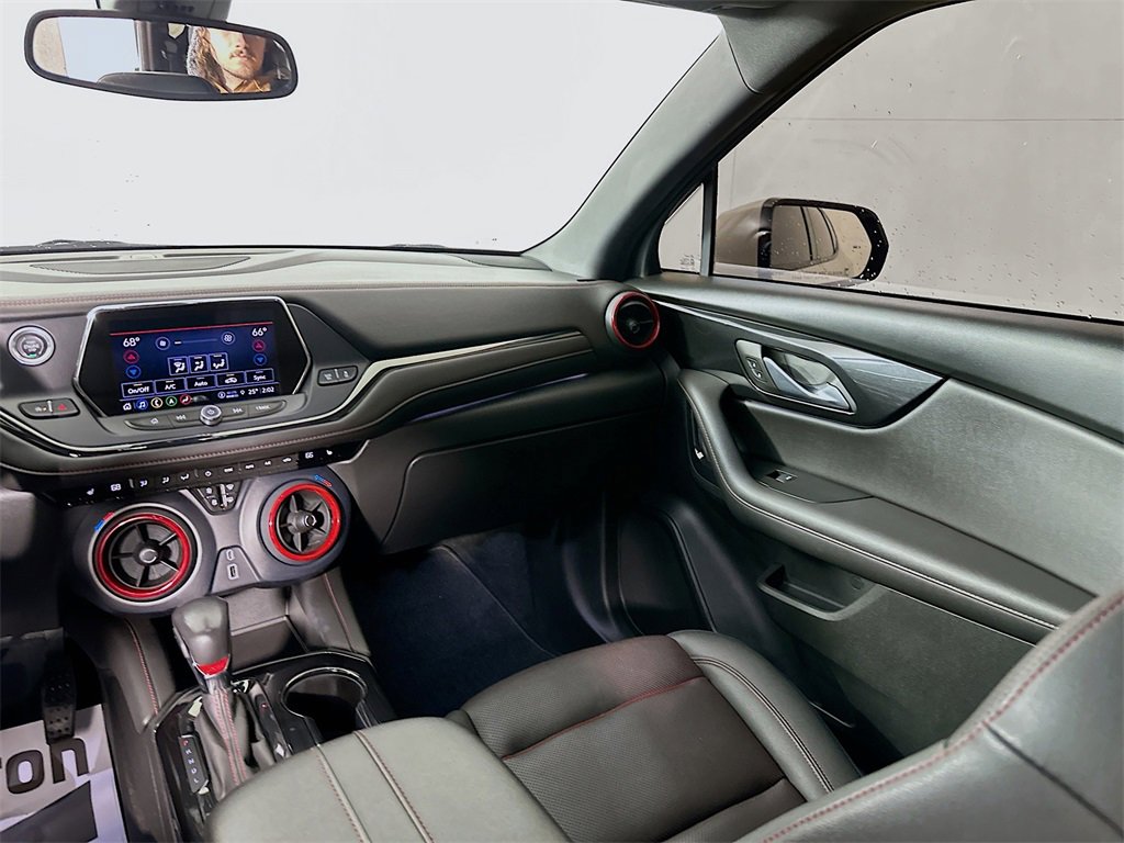 Used 2022 Chevrolet Blazer RS image 25