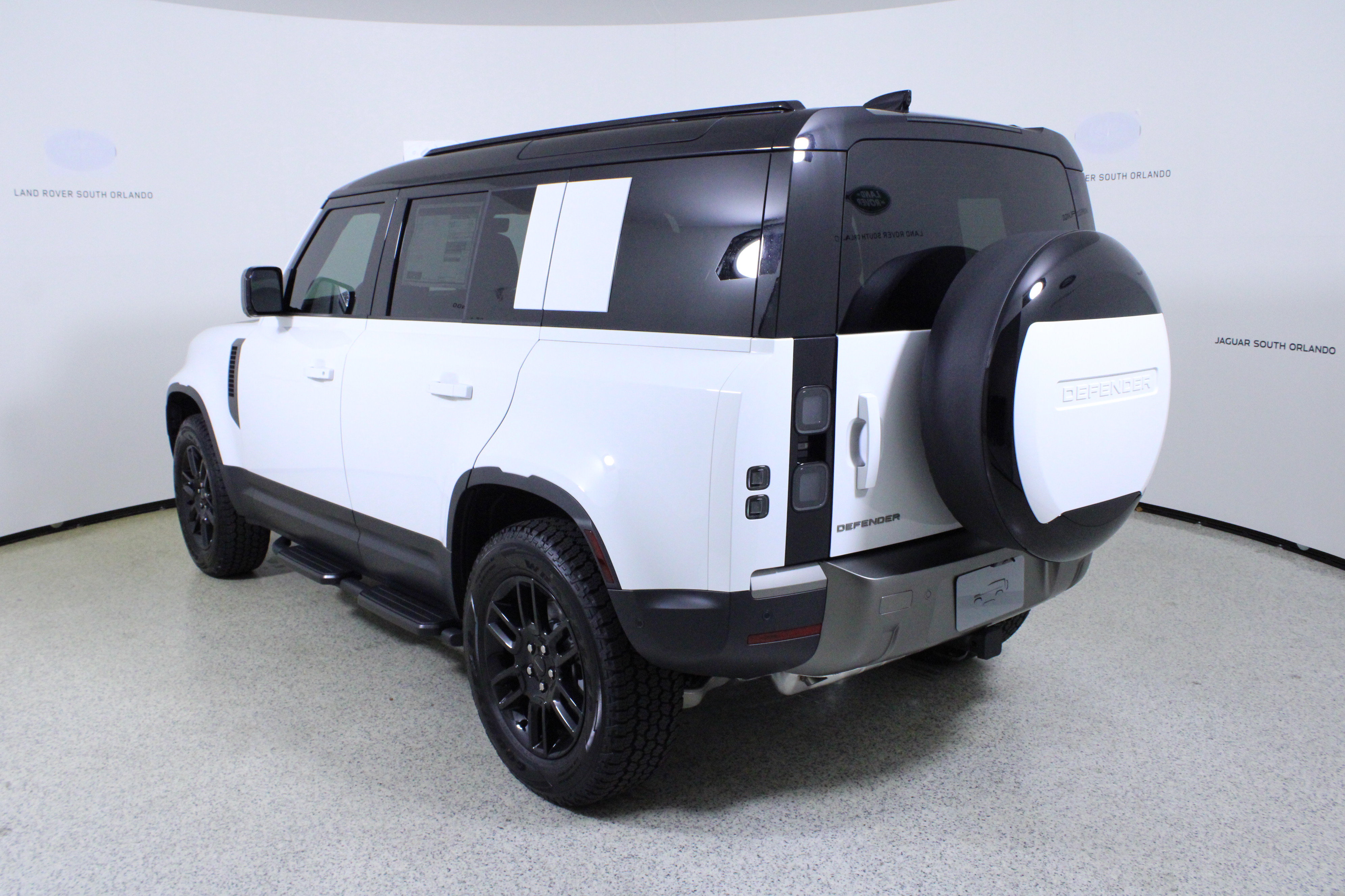 New 2026 Land Rover Defender 110 S image 5