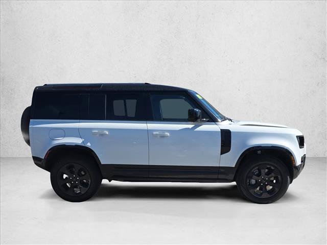 New 2026 Land Rover Defender 110 X-Dynamic SE AWD/4WD image 4