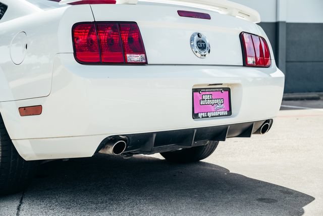 Used 2007 Ford Mustang GT Premium RWD image 32