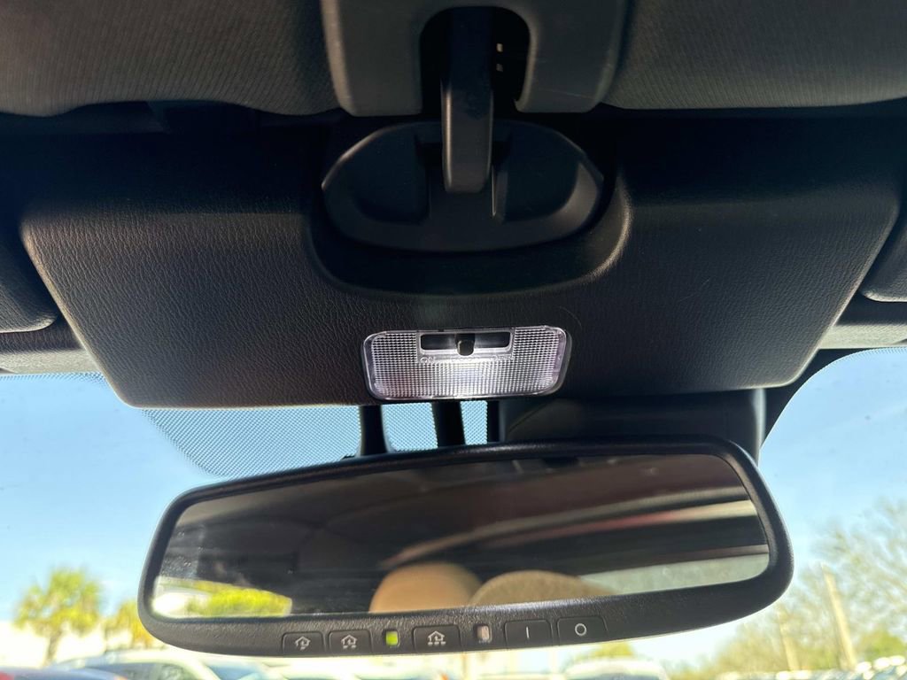 Used 2019 MAZDA MX-5 Miata RF Grand Touring image 36