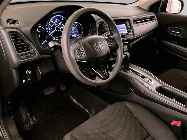 Used 2018 Honda HR-V LX image 13