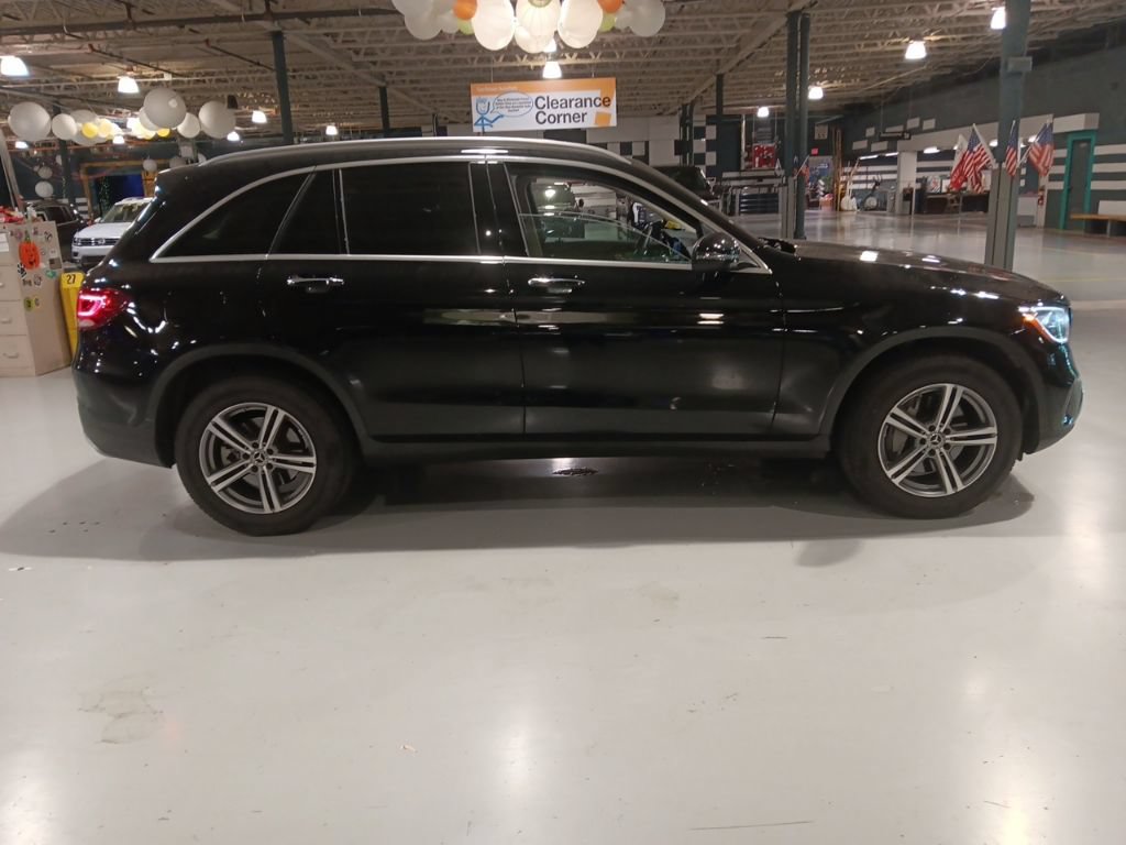 Used 2020 Mercedes-Benz GLC 300 4MATIC image 10