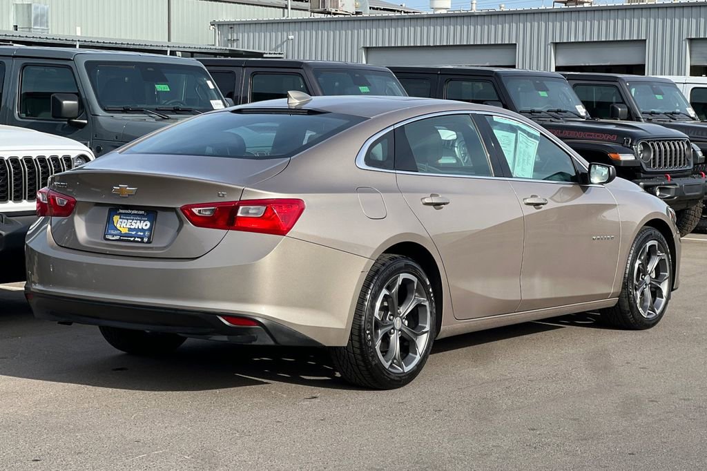 Used 2023 Chevrolet Malibu LT FWD image 4
