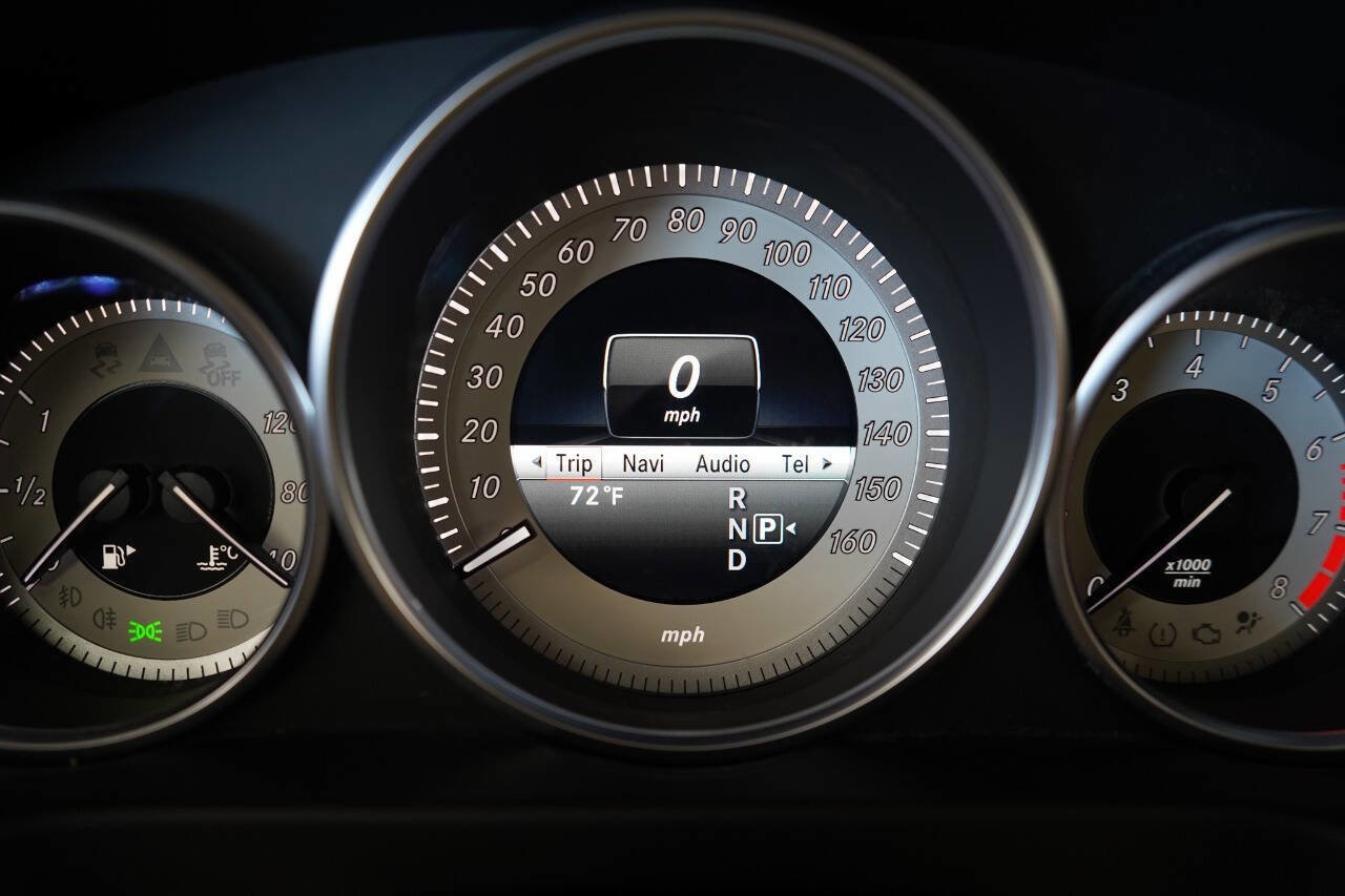 Used 2016 Mercedes-Benz E 350 4MATIC Wagon image 70