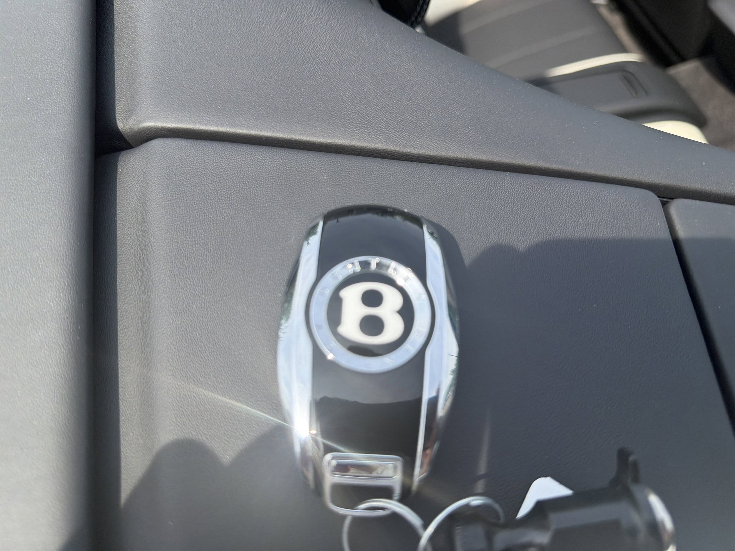 New 2026 Bentley Continental GTC AWD/4WD image 31