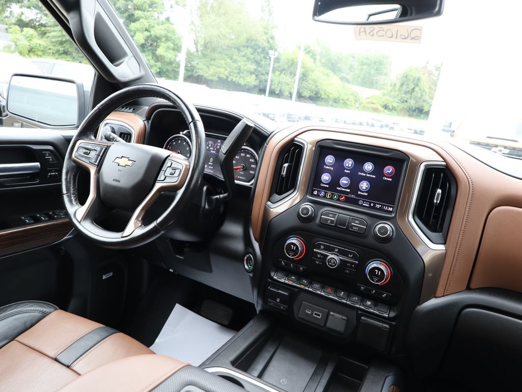 Used 2022 Chevrolet Silverado 1500 High Country w/ LPO, Dark Essentials Package AWD/4WD image 32