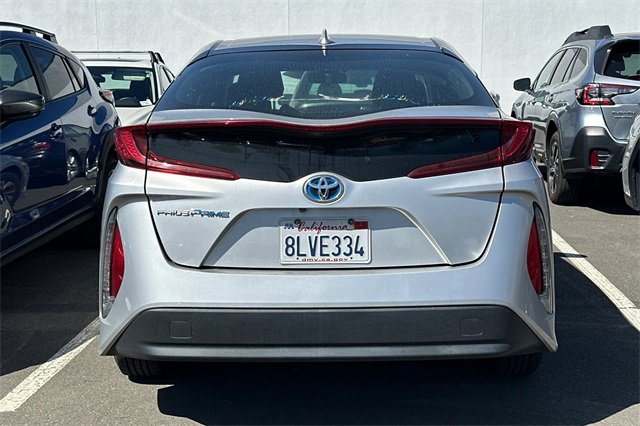 Used 2019 Toyota Prius Prime Premium image 4