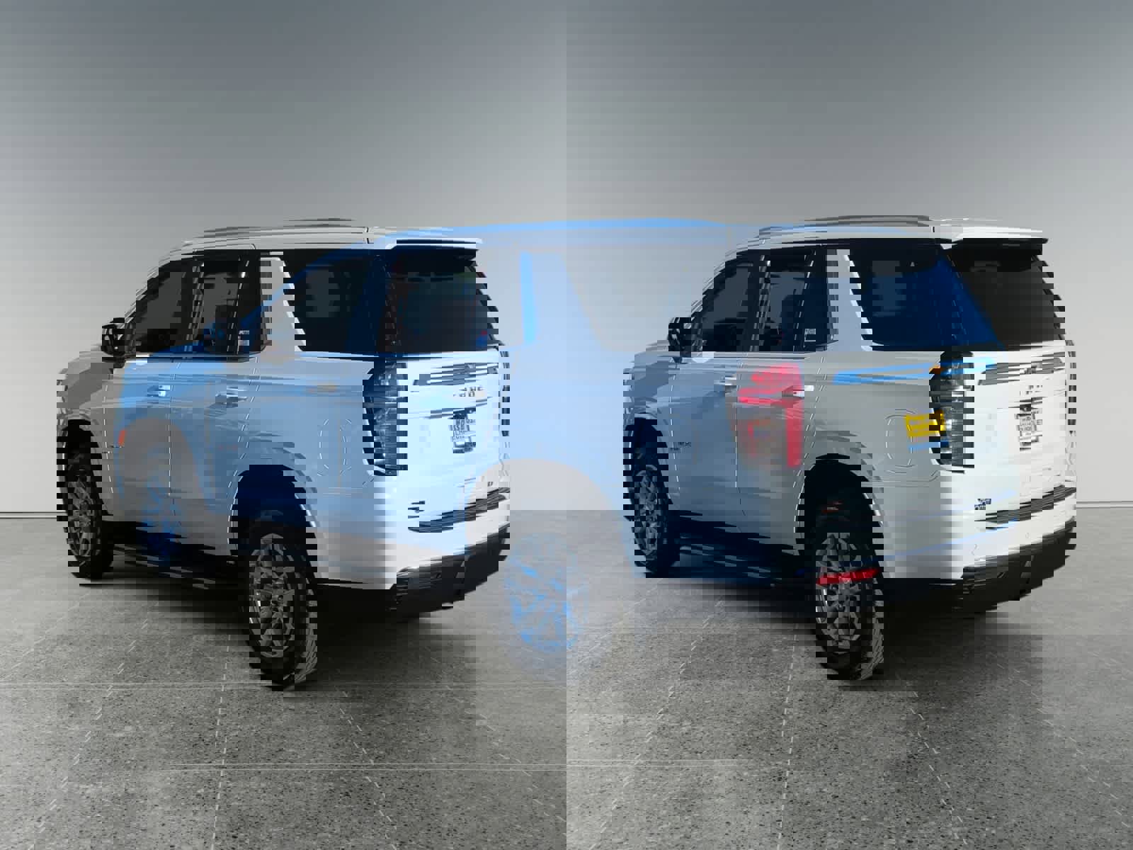 Used 2024 Chevrolet Tahoe LT image 3