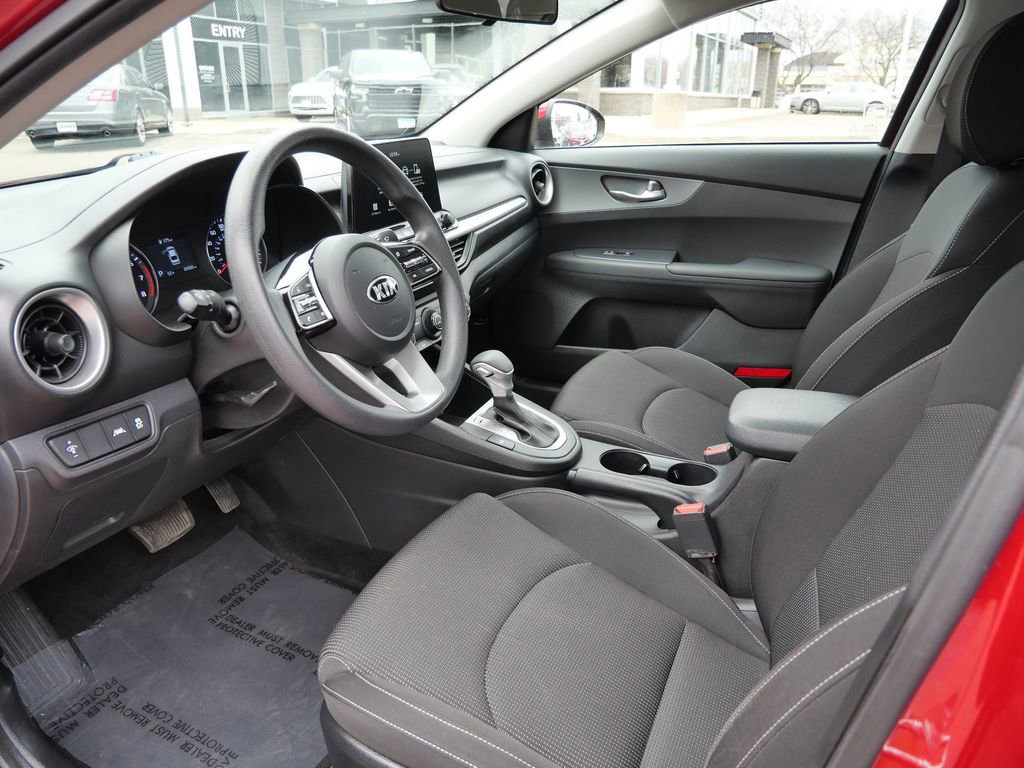 Used 2021 Kia Forte LXS image 28