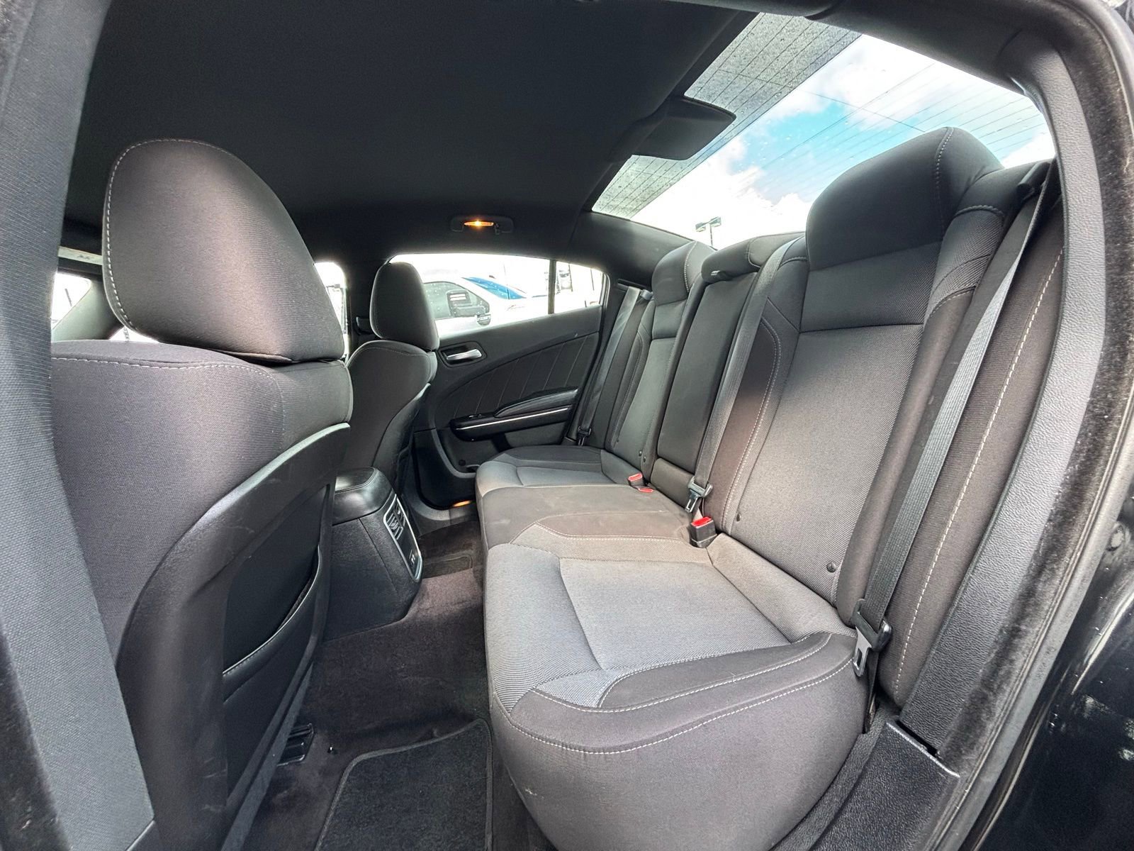 Used 2017 Dodge Charger R/T RWD image 18