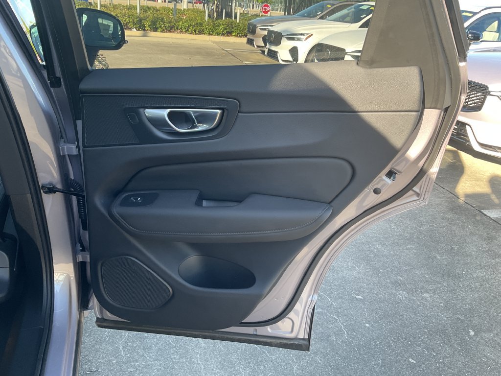 New 2026 Volvo XC60 B5 Plus w/ Protection Package Premier AWD/4WD image 16