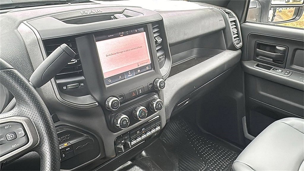 New 2023 RAM 3500 Tradesman w/ Chrome Appearance Group image 34