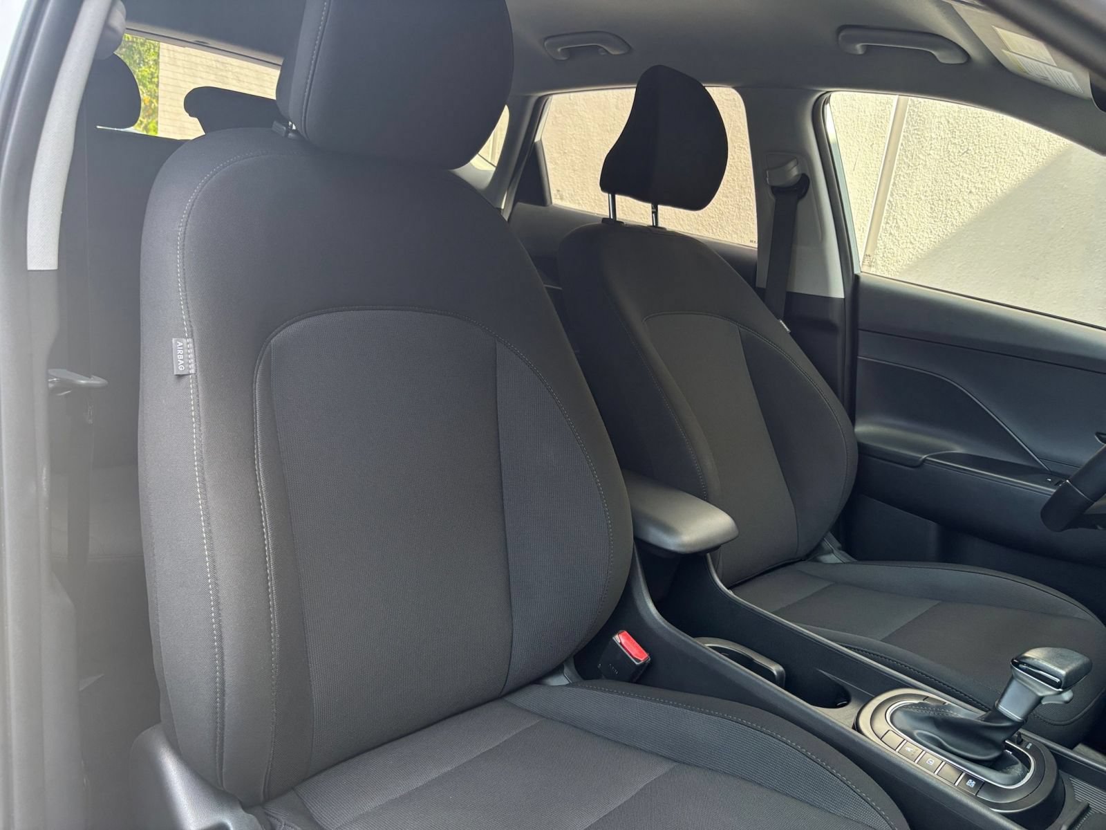 Used 2026 Hyundai Kona SEL Sport FWD image 31