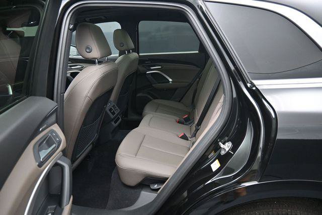 Used 2026 Audi Q5 Premium Plus AWD/4WD image 29