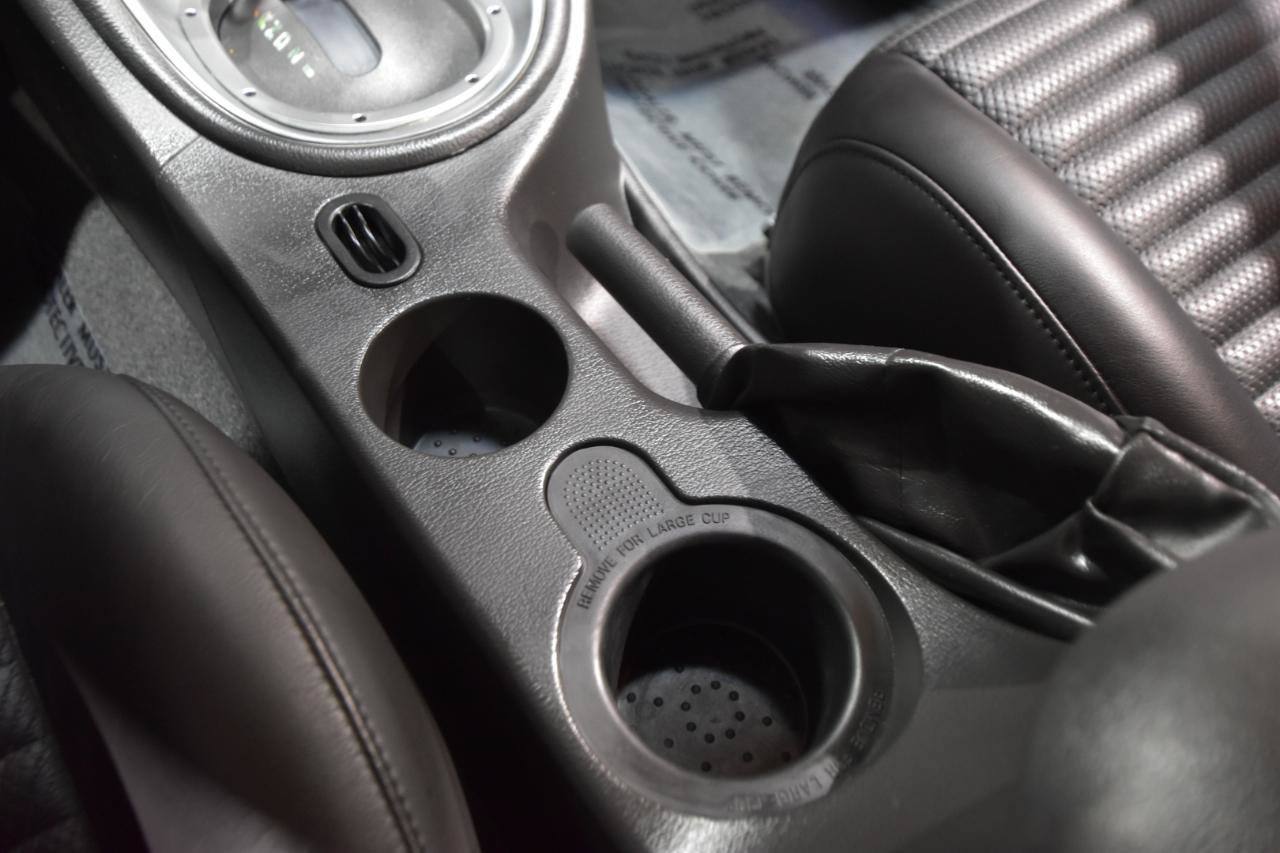 Used 2004 Ford Mustang Mach 1 RWD image 31