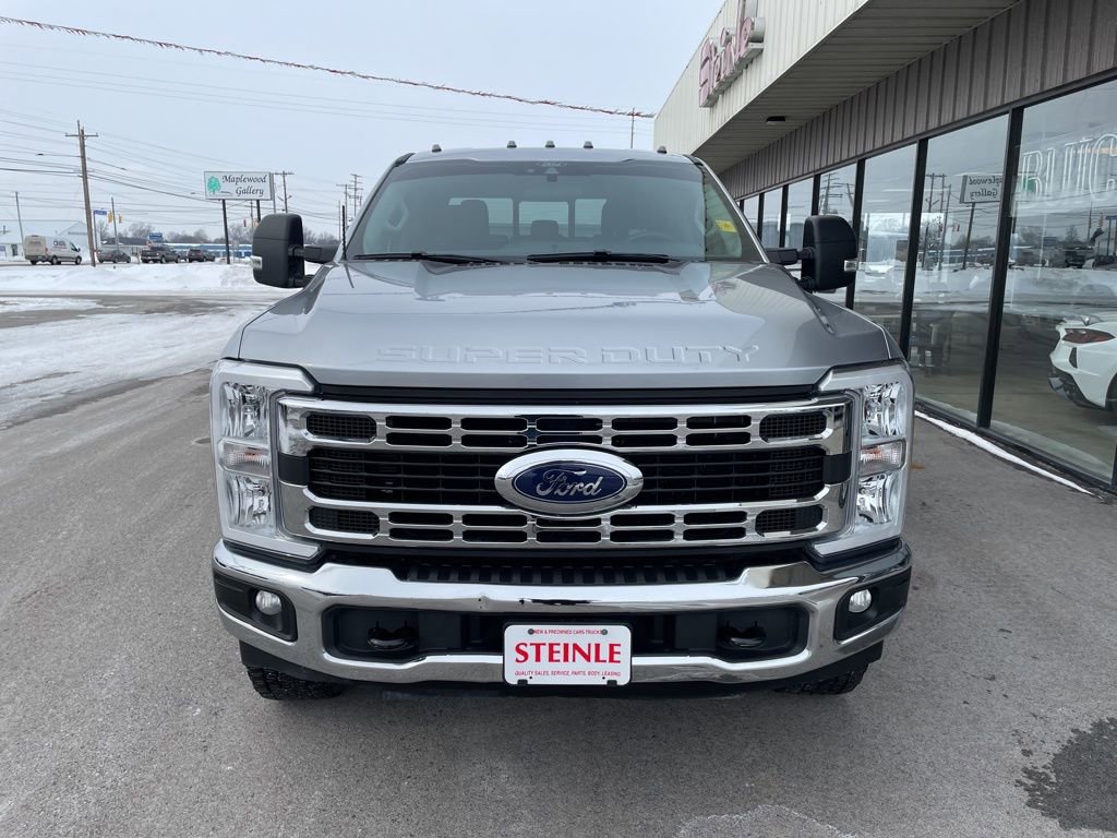 Used 2024 Ford F350 XLT w/ FX4 Off-Road Package image 8