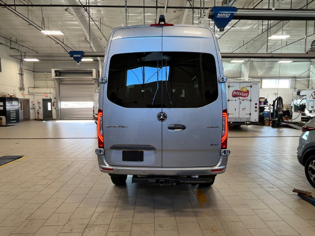 Used 2026 Mercedes-Benz Sprinter 2500 image 4