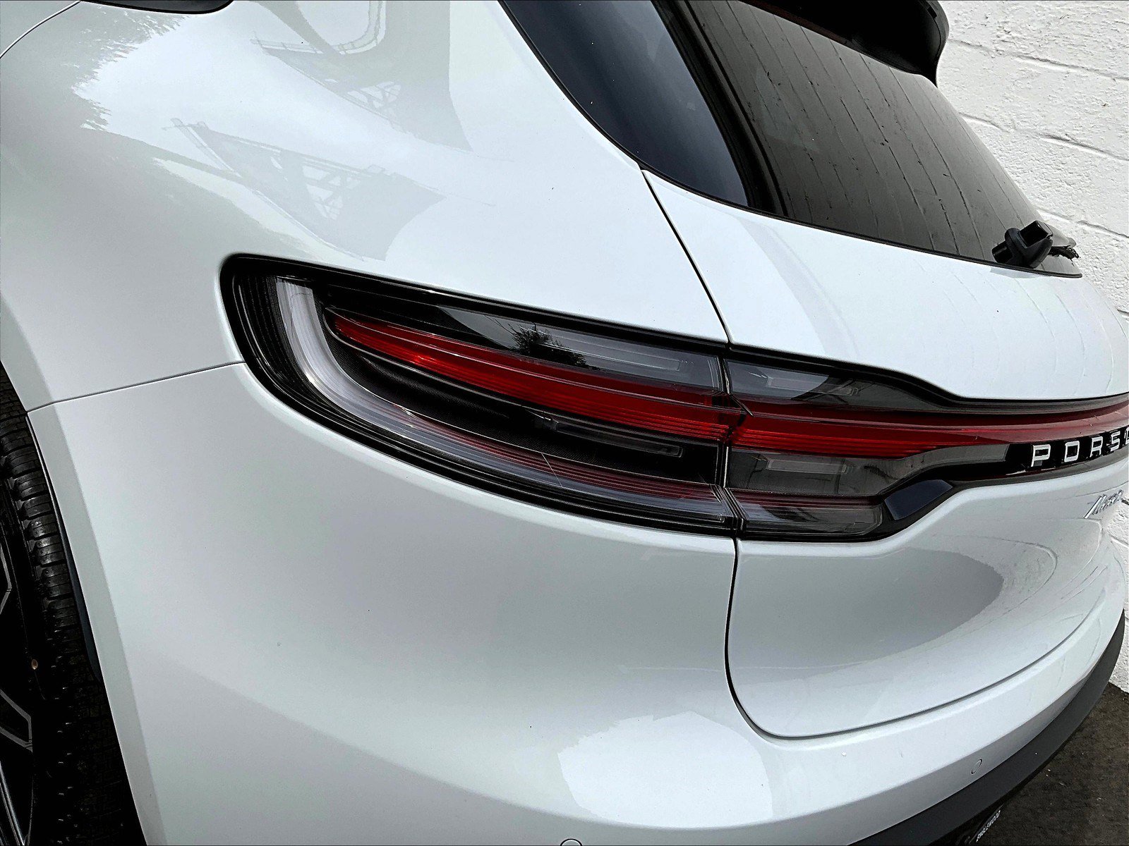 New 2026 Porsche Macan image 25