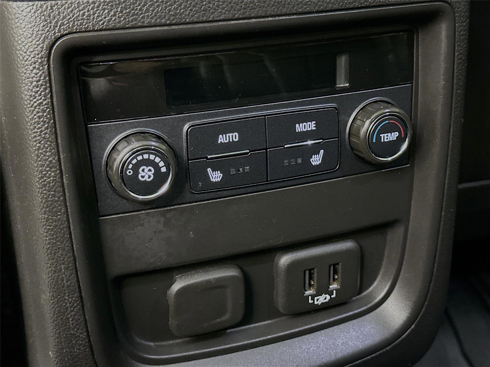 Used 2020 Buick Envision Premium image 33