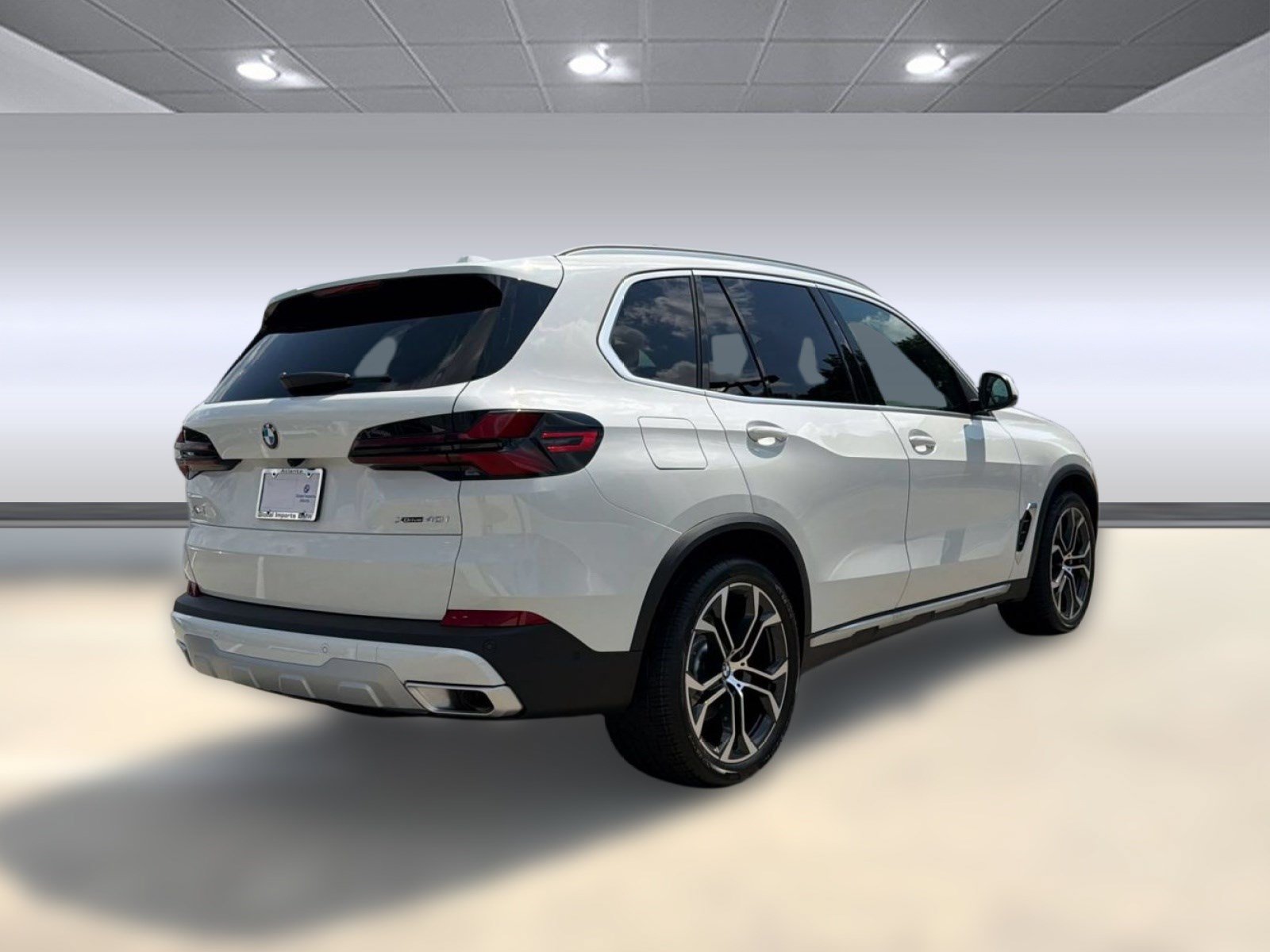Used 2026 BMW X5 xDrive40i w/ Premium Package AWD/4WD image 8