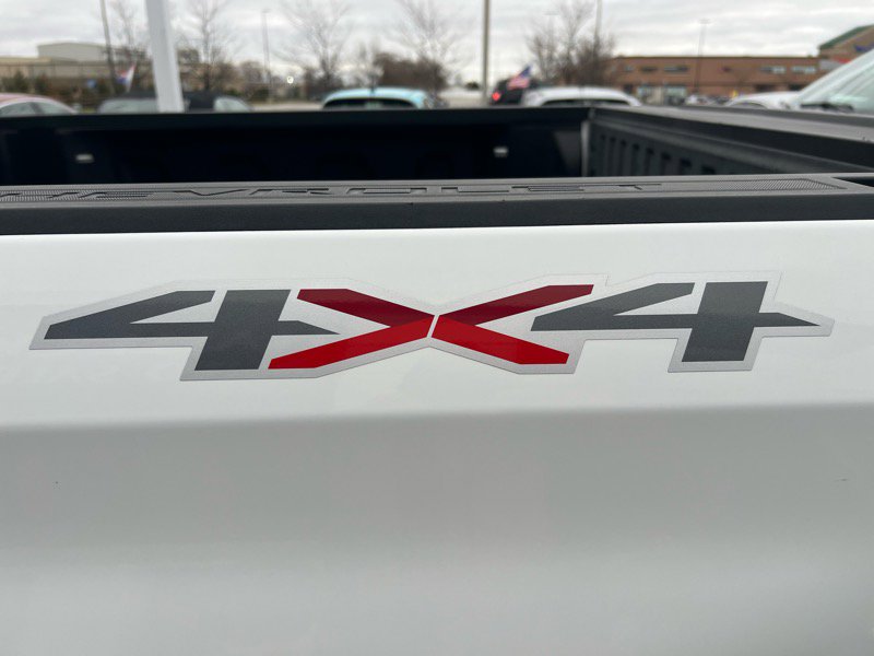 Used 2019 Chevrolet Silverado 1500 Custom w/ Custom Value Package image 4