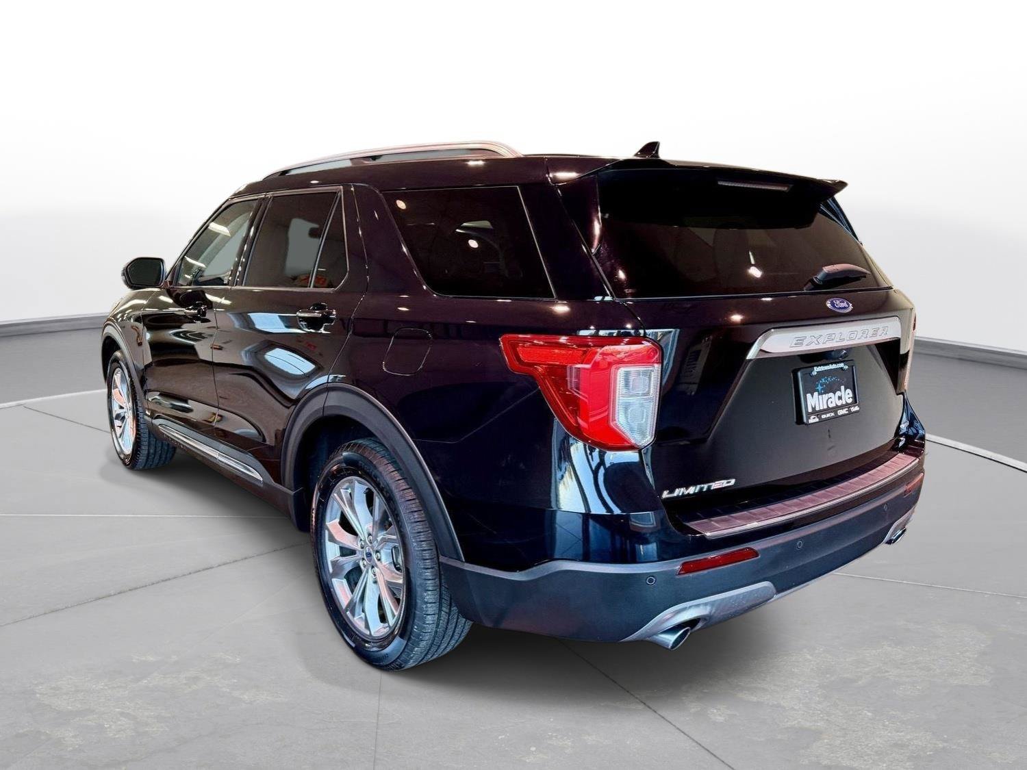 Used 2020 Ford Explorer Limited AWD/4WD image 6