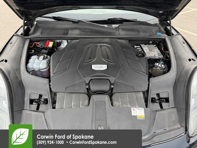 Used 2021 Porsche Cayenne S w/ Premium Package Plus AWD/4WD image 37