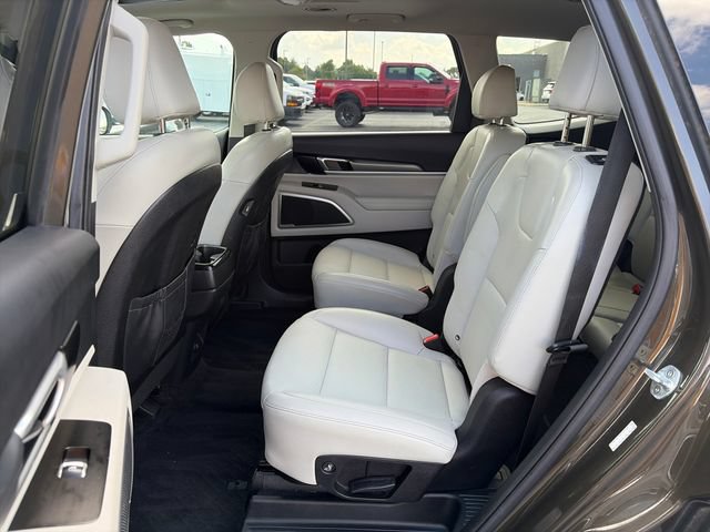 Used 2020 Kia Telluride S FWD image 24