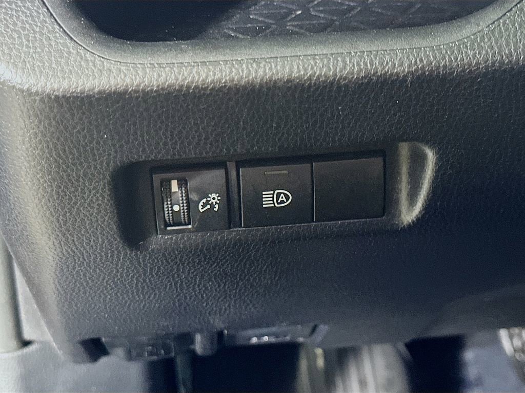 Used 2024 Toyota RAV4 LE FWD image 21