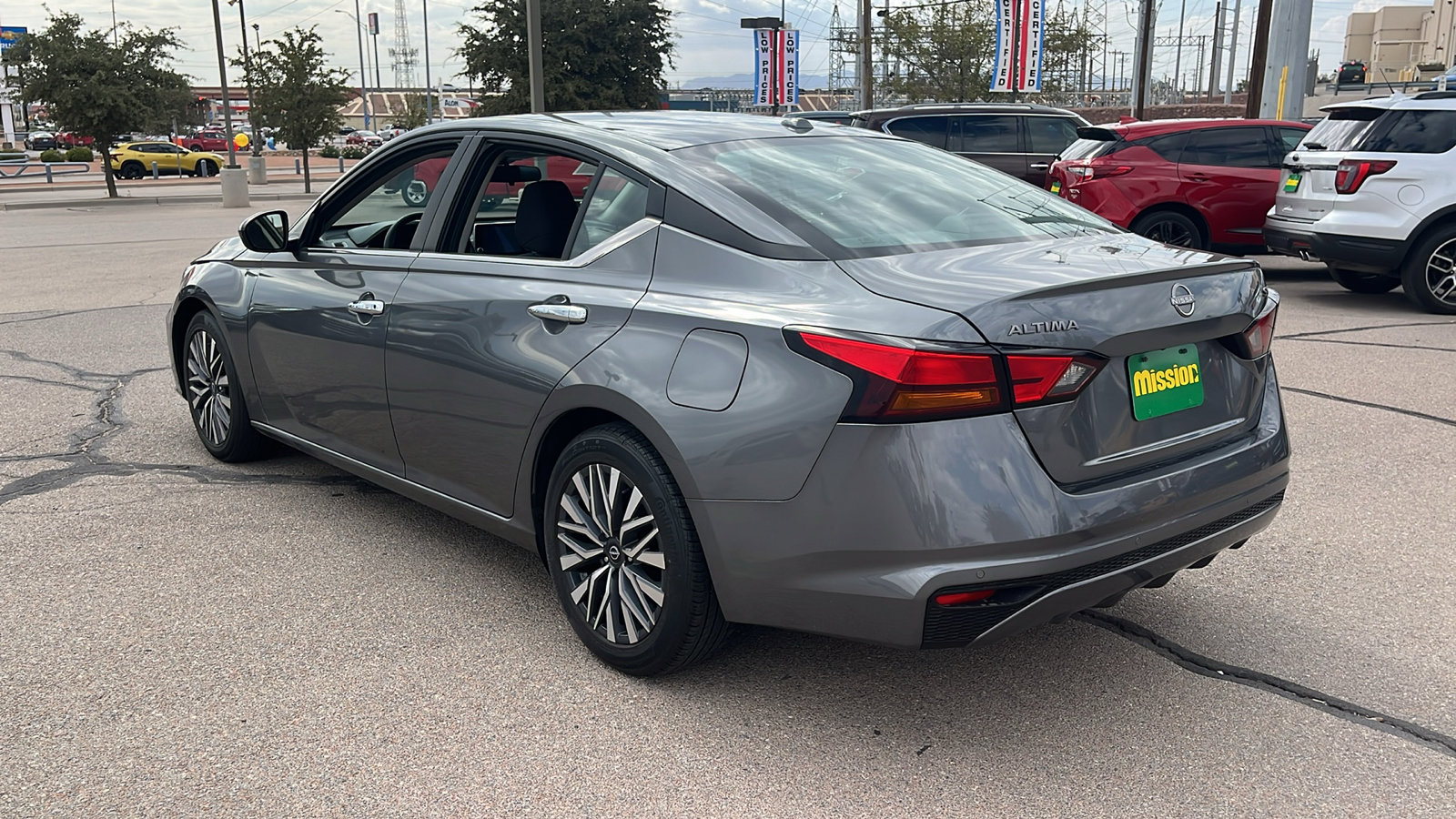 Used 2023 Nissan Altima 2.5 SV image 6