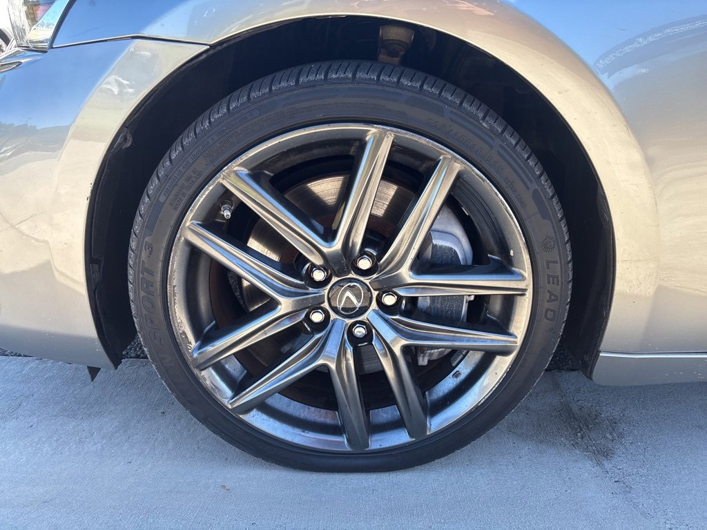 Used 2017 Lexus IS 200t image 8