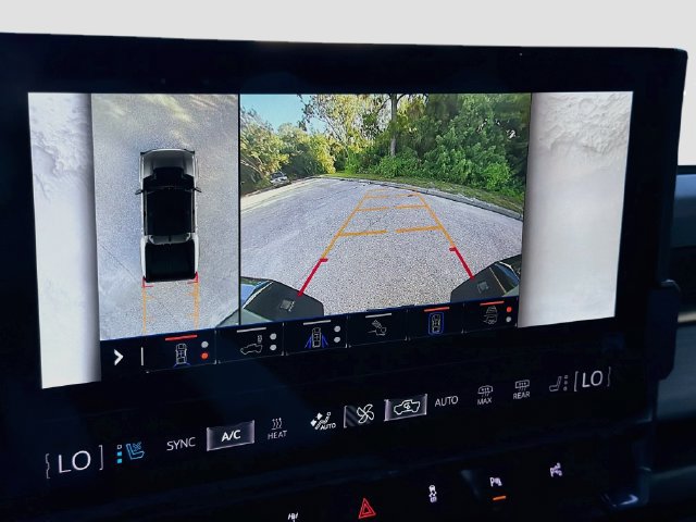 Used 2024 GMC Hummer EV 3X w/ Extreme Off-Road Package AWD/4WD image 33