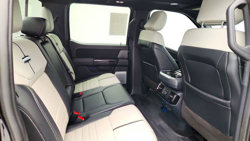 Used 2023 Ford F150 Lightning Platinum image 24