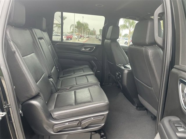 Used 2023 Chevrolet Suburban LT image 26