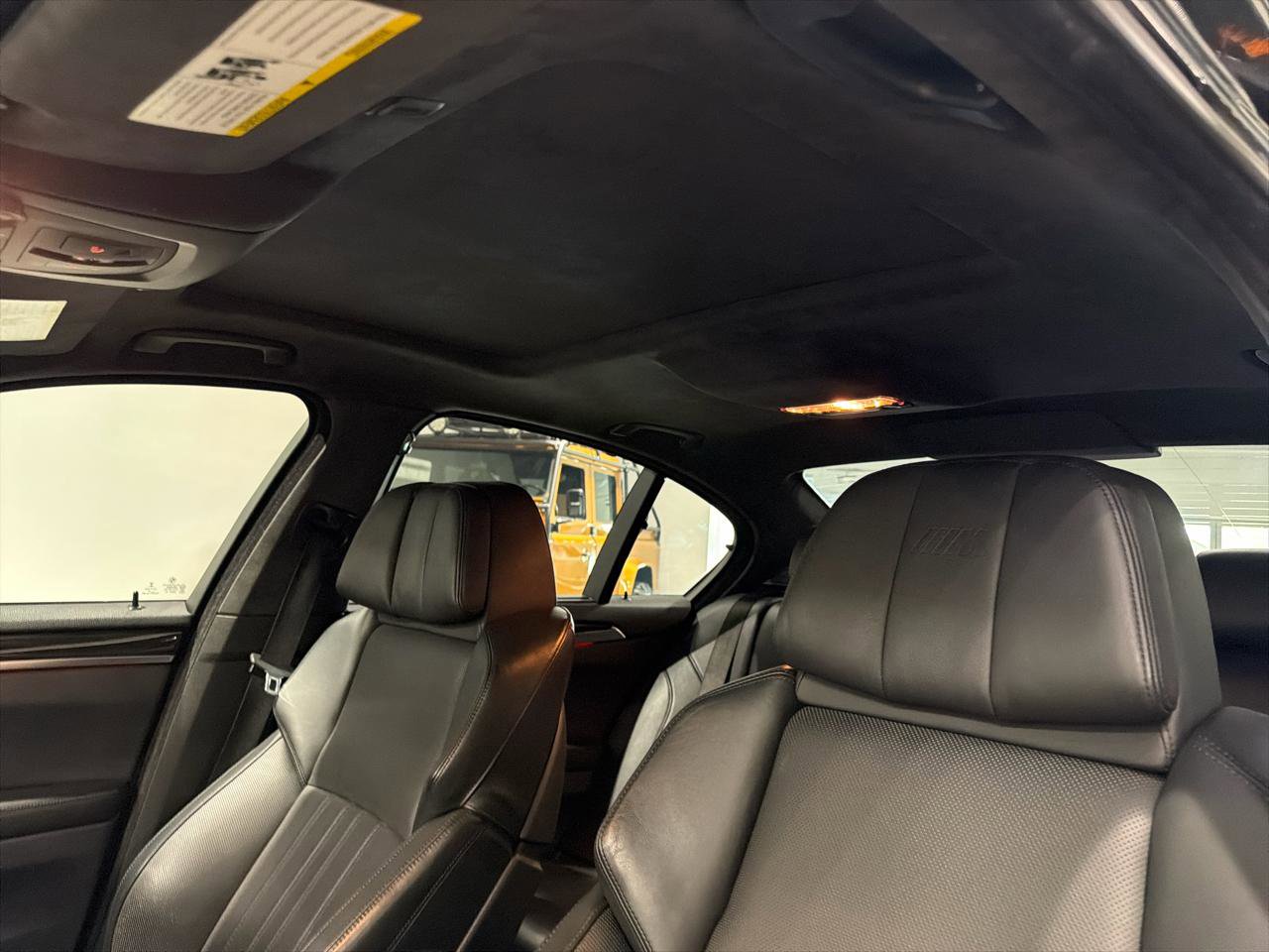 Used 2016 BMW M5 RWD image 21