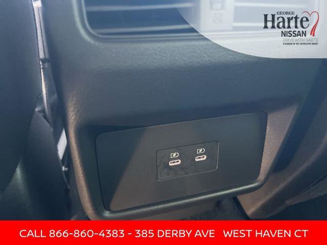 Certified 2025 Nissan Rogue SL image 26